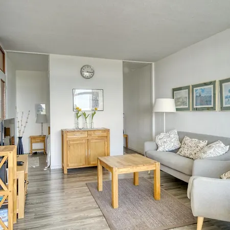 - Haus H, App 0h0501